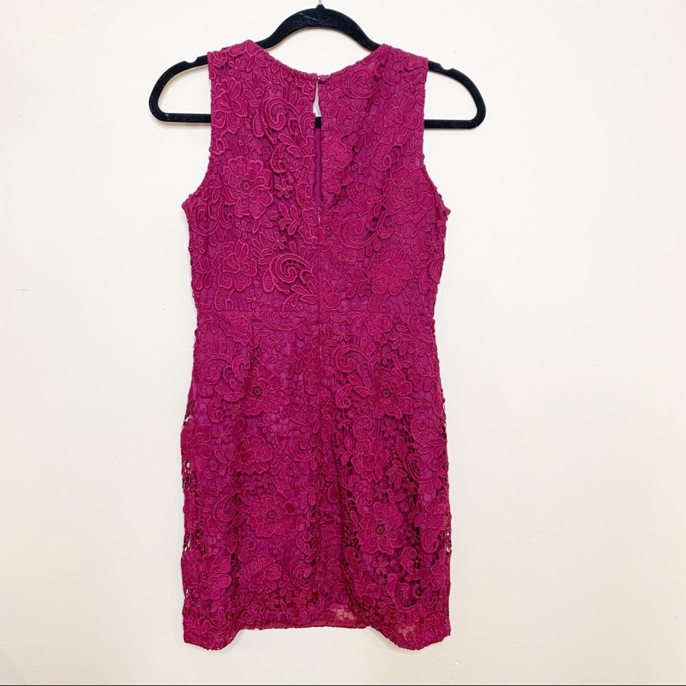 J.Crew Burgundy Floral Lace Dress Size 4 Petite - Picture 3 of 3